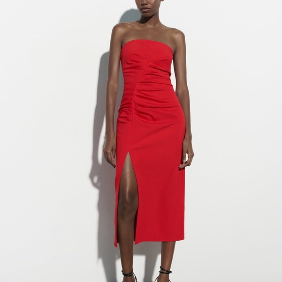 Zara Dresses & Skirts - Zara limited edition celeb style ruched tube midi dress with slit